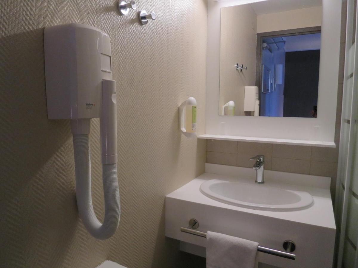 Hotel Wood Inn Bordeaux Aeroport Mérignac Kültér fotó