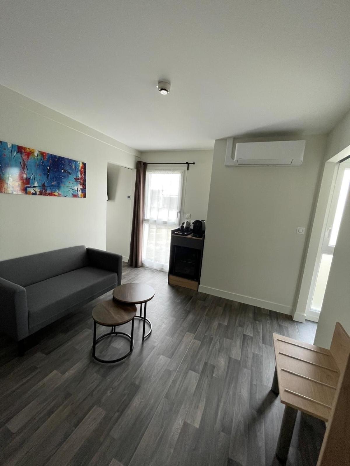 Hotel Wood Inn Bordeaux Aeroport Mérignac Kültér fotó