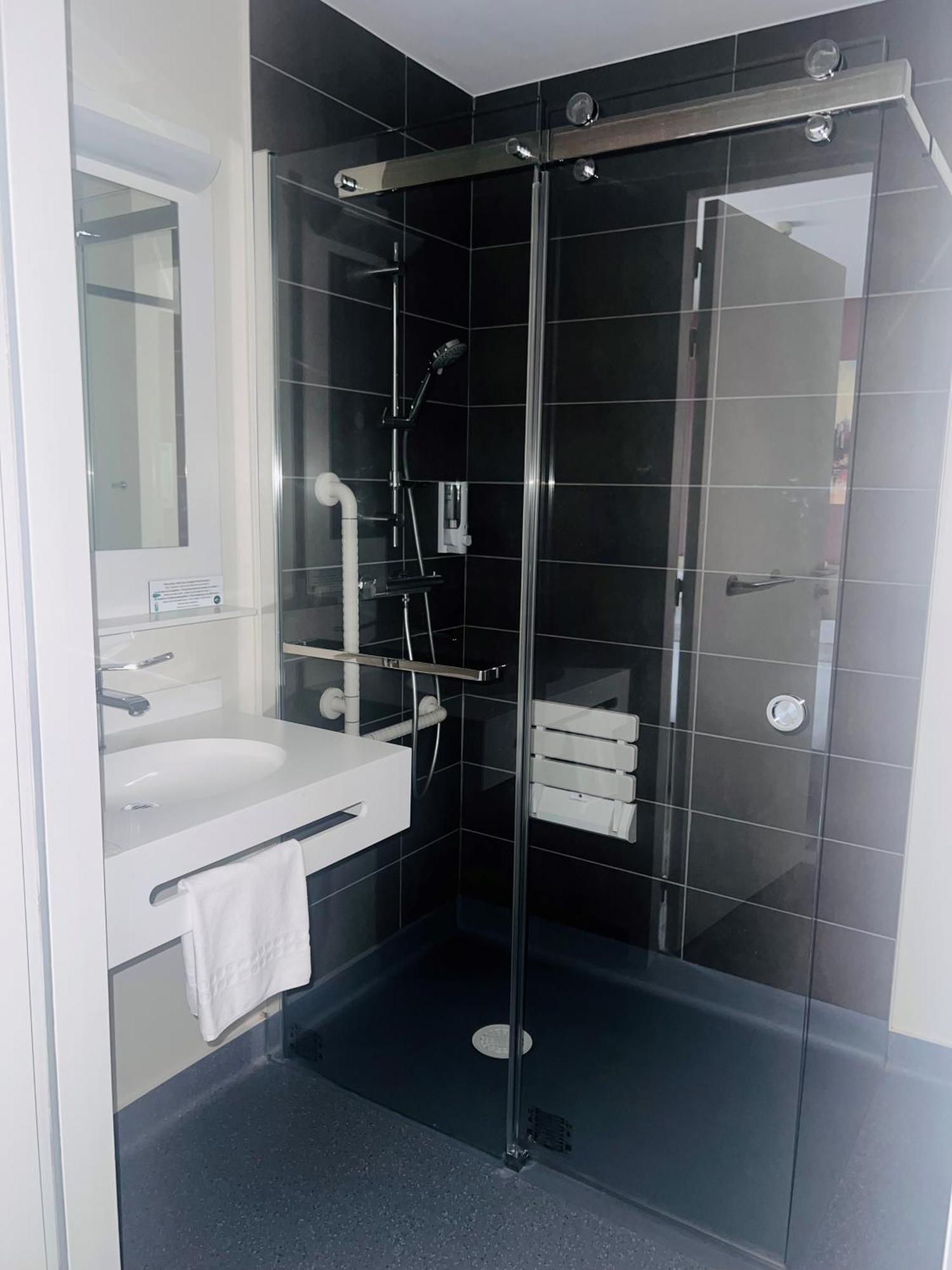 Hotel Wood Inn Bordeaux Aeroport Mérignac Kültér fotó