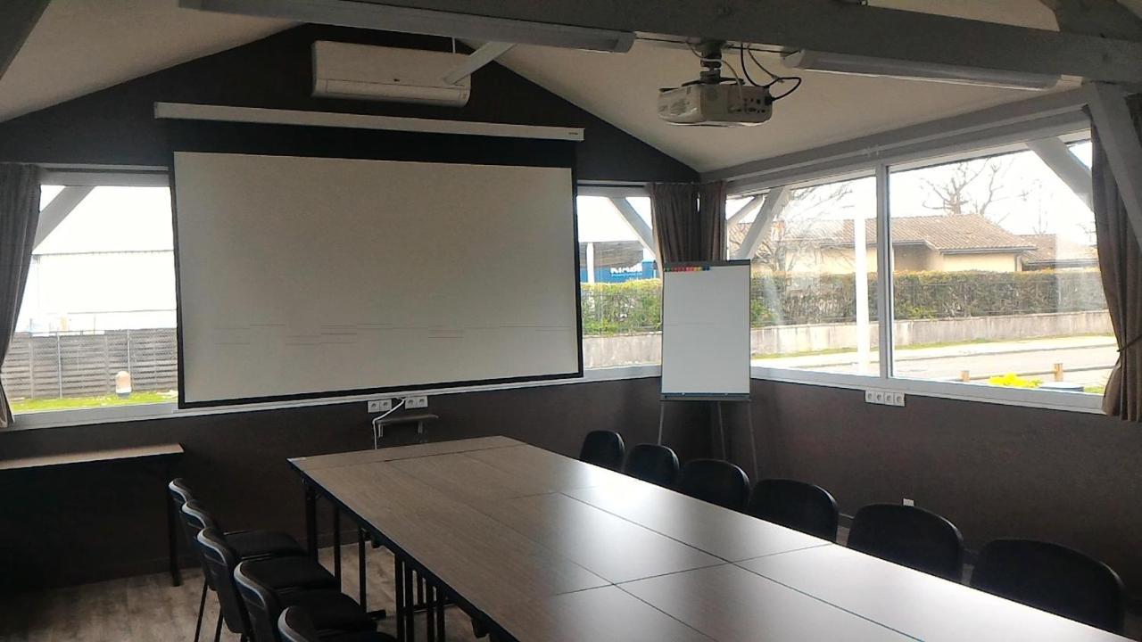 Hotel Wood Inn Bordeaux Aeroport Mérignac Kültér fotó